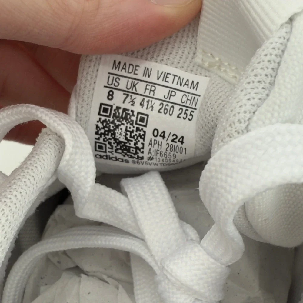 Adidas Daily 4.0 Sneakers‎ Lace Up Skateboarding White Black Men 8/Women 9 NWB